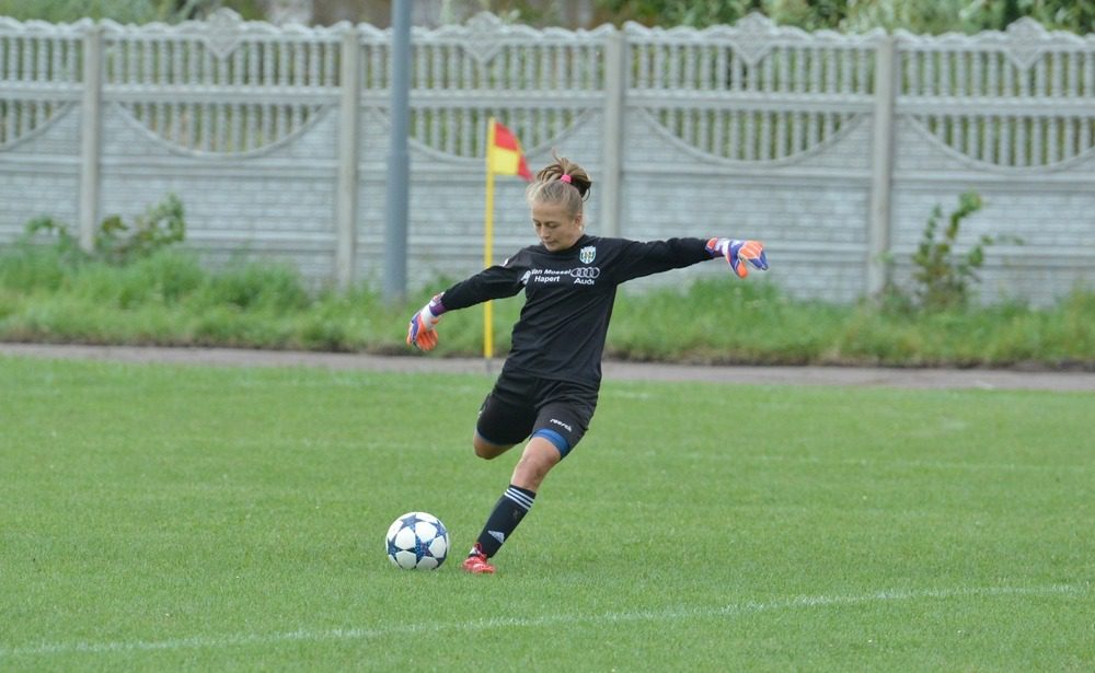 Ю-17, Калуш, Чемпіонат України серед дівчат, до 17 років, Вища ліга, Карпати ЛЬвів