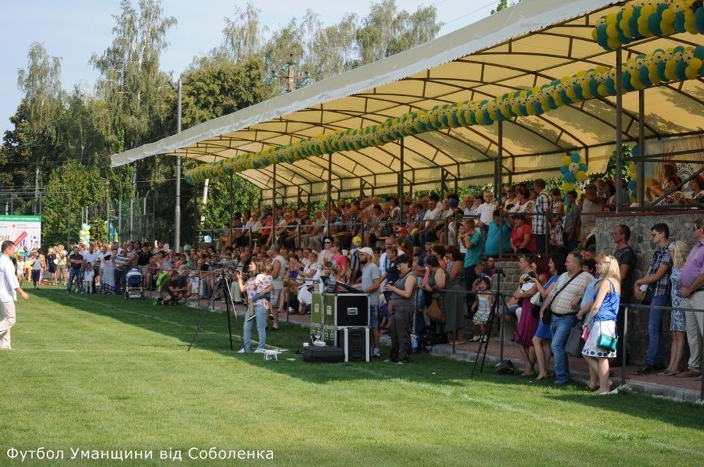 чемпіонат України жінки, сезон 2018-2019, жіночий чемпіонат, новий стадіон, Ятрань Берестівець, женский футбол, футбол жінки, ФФУ, Асоціація футболу, Володимир Пею, Maximus 