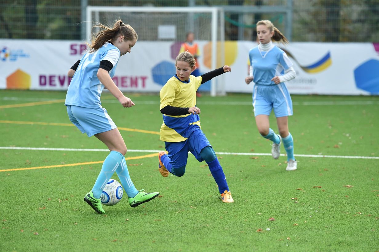 EmPower Girls, футбольний кубок, Міжнародний день дівчинки, 11 жовтня, UNICEF, ЮНІСЕФ, Організація Об’єднаних Націй, дівчата футбол