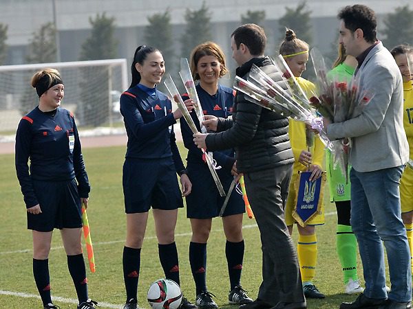 МиЗбірна, WU-17, Паламарчук, дівоча збірна України з футболу, Ю-17, жіноча збірна, Ельхан Мамедов, женский футбол, Азербайджан, 8 березня