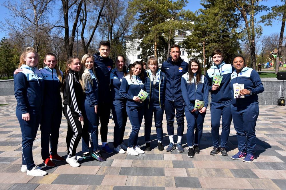 дівоча школа футболу, Перша ліга, жіночий чемпіонат, ЖФК Маріупольчанка, женский футбол, ДЮСШ женского футбола, ФФМ, Мариуполь, ЖФК Мариупольчанка