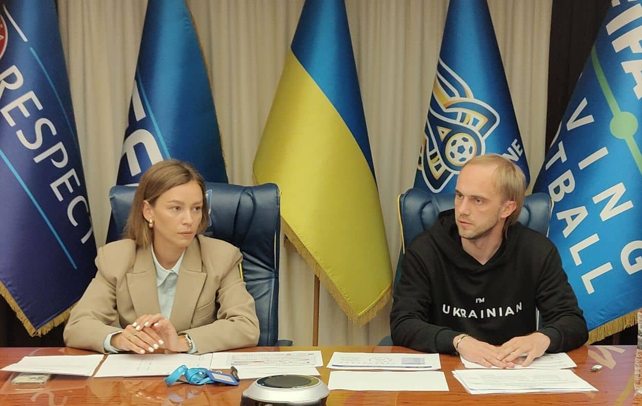 Кліпаченко Анастасія, Новіков Сергій, жіночий футбол УАФ