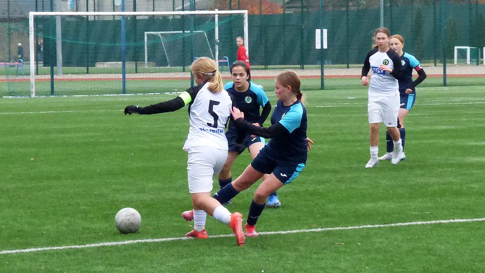 Ю-15 Дівоча футбольна ліга України 2025/26: підсумки 4-5 турів