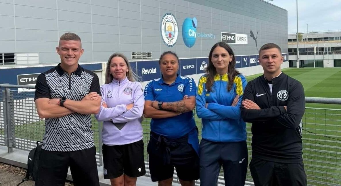 mancity_coaches Ukraine Тренери жіночих та дівочих клубів проходять стажування в академії "Манчестер Сіті"